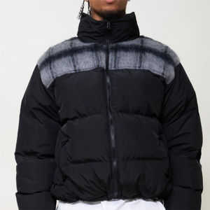 Veste matelassée pour homme, personnalisée en gros, chaude et fine pour l'hiver, respirante, OEM, doudoune d'extérieur avec capuche, imperméable à l'avant - Product Image 5