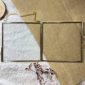 Nouveau design de cadre photo en métal de forme différente cadre photo fait à la main de qualité supérieure classique élégant Offre Spéciale décoration de bureau - Product Image 1