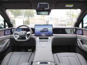 Véhicule Électrique d'Occasion Denza N9 Luxe AWD PHEV 5 Portes 5 Places Grande Autonomie (201-300 km) Batterie 50-70 kWh Modèle 2026 - En Vente - Product Image 3