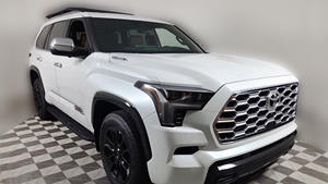 TOYOTA SEQUOIA 3.4PH AT 2025 d'occasion, propre (conduite à gauche) - Product Image 2