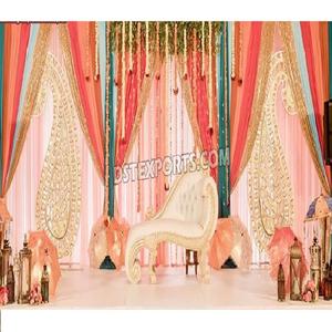 Mehndi Evento Escenario Decoración Ideas y accesorios Punjabi Mehandi Sangeet Ceremonia Escenario Boda árabe Evento Sangeet Escenario Decoración - Product Image 1