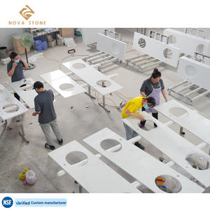 NV171 Dessus de coiffeuse en quartz Projet de fabrication de lavabo ovale OEM Dessus de coiffeuse de salle de bain en quartz blanc artificiel antichoc - Product Image 1