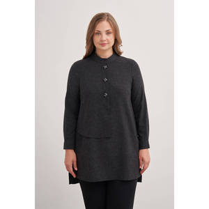 เสื้อคลุมคอจีนปักลายสีดำไซส์ใหญ่สำหรับฤดูใบไม้ร่วง - Product Image 1