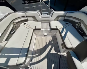 Yamaha 242 Limited 2017 Usada, 360Hp, Motor Doble, Embarcaciones de Lujo, Motor Interior, Jet Boat, Deporte, Ocio, Aventura Familiar con Remolque - Product Image 3