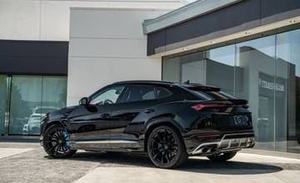 Urus 2024 de Lujo, Seminuevo, Cuero Oscuro, Turbo, Tracción en las Cuatro Ruedas, Volante a la Izquierda, Techo Panorámico, 5 Asientos, Automático, 8 Velocidades, Motor de 4.5L - Product Image 3