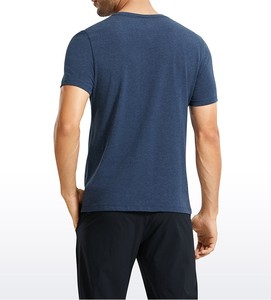 Camiseta ligera de calidad superior de la mejor calidad para hombre, último diseño, precio bajo, cuello redondo con botón de manga corta más cerca - Product Image 2