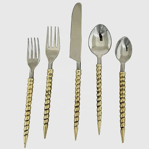 Juego de Cubiertos de Estilo Simple con Acabado en Oro Rosa, Perfecto para Mesas de Boda y Uso en Restaurantes de Alta Cocina, Hecho a Mano en India - Product Image 5