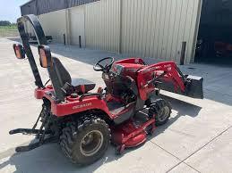 Tractor Massey Ferguson GC2400 4x4 2WD con Cargador Frontal, Quitanieves, Plataforma de Corte Central, Bomba de 20 HP, Maquinaria Agrícola - Product Image 2