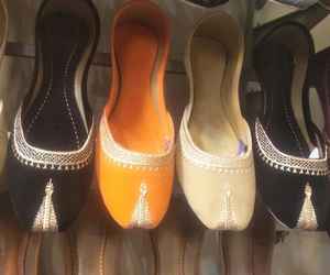 Gold and Silver Colour Thread Work <b>Beaded</b> Ladies Khussa Unique Handmade Velvet Women's Khussa Sandals Velvet Khussa With Pearls - Product Image 4