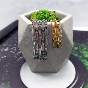 Joyería de moda de lujo para mujer Pendientes exquisitos chapados en oro de 14 quilates - Product Image 4