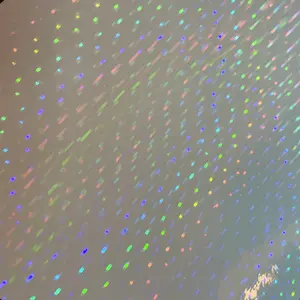Film holographique transparent auto-adhésif à points lumineux en gros, effet arc-en-ciel décoratif pour l'emballage, l'artisanat et les étiquettes - Product Image 5
