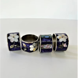 Servilletas de nácar de resina hechas a mano de alta calidad, anillos, negro y Pantone con remolinos, diseños de purpurina, estilo Ángel para cenar - Product Image 4