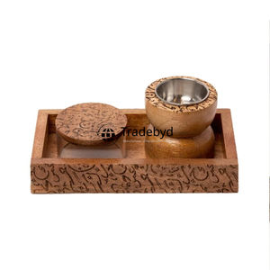 Quemador de incienso de madera único hecho a mano con patrones detallados inspirados en árabe Tradebyd - Product Image 5