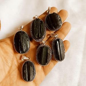 ราคาโรงงานโดยตรง คริสตัลธรรมชาติ ฟงชุ่ย บำบัดรักษา คริสตัลขัดเงา จี้รูปภาพ คุณภาพสูง เครื่องประดับแฟชั่น อัญมณ์ - Product Image 6