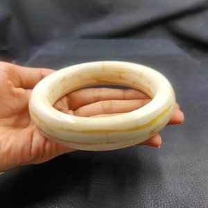 Brazalete de Hueso de Búfalo Natural, Joyería Artesanal de Hueso de Búfalo - Product Image 1