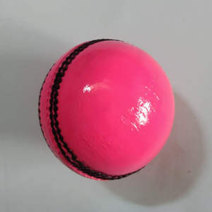 Pelotas de Cricket de Cuero Personalizables al por Mayor, Grado Premium, Opciones de Color y Logotipo, Hechas a Medida, para Entrenamiento Profesional - Product Image 6