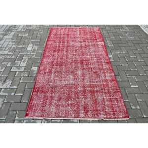 Alfombra Turca Vintage de 3.7x6.8 pies, Alfombra de Lana Roja - Product Image 1