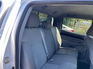 NEATLY USED 2013 pour Tacoma Double Cab SB V6 4WD Conduite à gauche 50001-75000 Miles 150-200Ps - Product Image 2