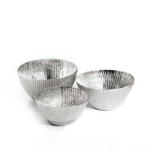 Plateau de service à date en métal aluminium argenté Design unique Nouveau plateau de service pour les fêtes servant des fruits au chocolat - Product Image 1