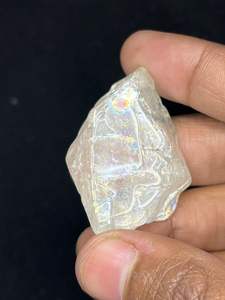 พลอยโทแพซสีรุ้งจากยูเครน รูปทรงแฟนซี รูปทรงสี่เหลี่ยมคางหมู แบบดิบ สำหรับทำเครื่องประดับ - Product Image 5