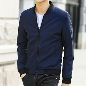 Chaqueta bomber informal que ofrece un calor ligero, un diseño relajado y una apariencia limpia, adecuada para el uso diario y para combinar con otras prendas. - Product Image 2