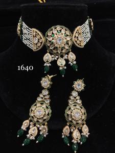 Conjunto de collar de moissanita Kundan glamuroso de alta calidad Ideal para novias y damas de honor disponibles para venta al por mayor - Product Image 2