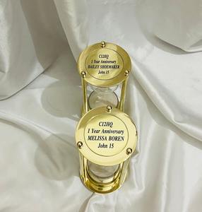 Sablier en laiton nautique fait à la main 5 minutes personnaliser sablier belle couleur sable anniversaire cadeau de famille - Product Image 4