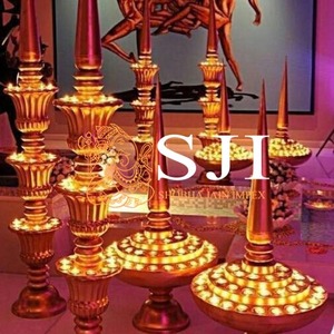Soporte de Diya con Iluminación de Pavo Real para Entrada de Boda, Decoración de Escenario de Boda, OEM ODM Disponible en India - Product Image 3