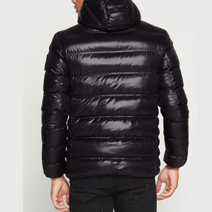 Chaqueta acolchada OEM para hombre, ropa de invierno, abrigo cálido de alta calidad, ropa de calle, diseño informal, chaqueta de fabricante de Pakistán a precio bajo - Product Image 2