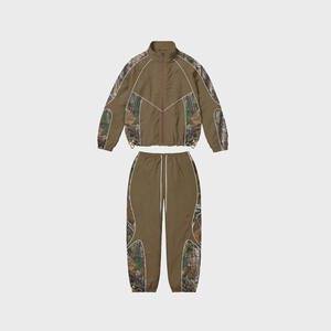 Ropa personalizada de dos piezas con cremallera 100% de nailon y poliéster cortavientos conjunto de talla grande para hombres diseño personalizado y conjunto cortavientos con logotipo - Product Image 2