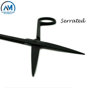 Ciseaux à iris droits dentelés 11.5cm, instruments chirurgicaux en acier inoxydable de haute qualité - Product Image 3