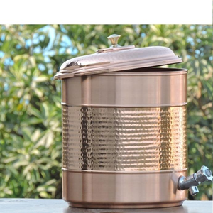 Distributeur d'eau en cuivre lourd poli à la main-Design traditionnel moderne par Saniya Handicraft - Product Image 1