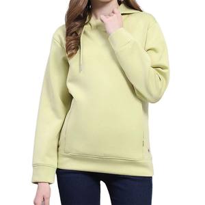 Pull à capuche pour femmes de couleur unie, vêtements de rue, vente en gros de poches kangourou unies, coupe ajustée, décontracté en polyester et coton - Product Image 1