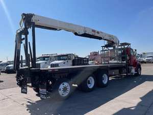 Camion plateau CLEAN STANDARD d'occasion 2014, 4700 Tri Axle, 24 pieds - 450 CV, 8L, manuel, prêt à l'exportation mondiale - Product Image 4