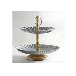 ชั้นวางบนโต๊ะตกแต่งบ้านดีไซน์ใหม่ถาดไม้พร้อมขาตั้งโลหะวางเค้ก - Product Image 2