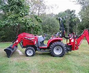 Tractor de ruedas usado Massey Ferguson 1529 - Product Image 2