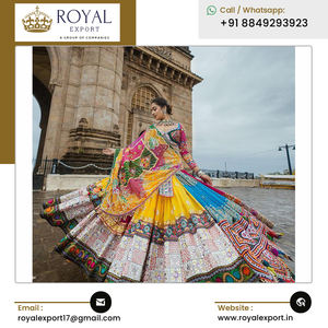 Gamthi Work Lehenga Choli con Bordado de Espejo de la India, el Más Vendido al por Mayor, Último Diseño, Especial para Navratri, Algodón Puro, Elegante para Mujer - Product Image 2