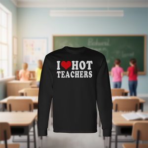 Camiseta de Manga Larga con Corazón Rojo para el Regreso a Clases, Ideal para Profesores, en Promoción - Product Image 1