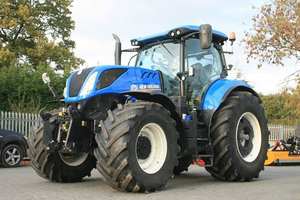 Tracteur New Holland 4WD avec une excellente capacité de charge et des capacités polyvalentes - Product Image 5
