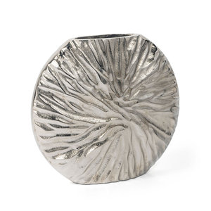 Elegante jarrón de suelo de metal con acabado en color plateado, perfecto para una elegante decoración de hogar y hotel - Product Image 1