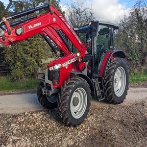 Compre el tractor Massey Ferguson 5711 con componentes principales como bomba y caja de cambios, una máquina de alto rendimiento para agricultura de alta demanda. - Product Image 4