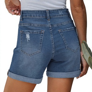 กางเกงยีนส์ขาสั้นลำลองขายส่งสำหรับผู้หญิง รุ่นใหม่แบบฟอกสีและขาดๆ กางเกงขาสั้นผู้หญิงคุณภาพสูงขายส่ง กางเกงยีนส์ขาสั้นขายส่ง - Product Image 1