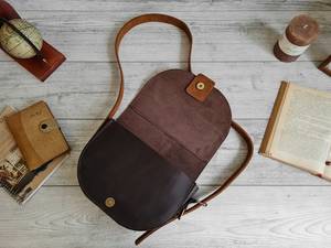 Bolso bandolera de piel auténtica a la moda vintage para mujer, bolso bandolera con correa larga de fábrica, nuevo estilo de piel vegana - Product Image 2