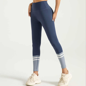 ชุดใส่เล่นโยคะของผู้หญิงสไตล์ใหม่สำหรับใส่วิ่งลายพื้นขนาดพลัสไซส์ - Product Image 3