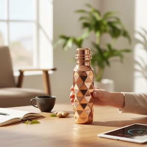 Botella de Agua Moderna con Grabado Bakr, 100% Segura, con Tapa de Rosca - Product Image 1