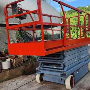 Plateforme de travail en hauteur mobile compacte à ciseaux électriques [JLG] avec moteur, capacité de 450 kg, équipement industriel haute efficacité, 11,68 m - Product Image 1