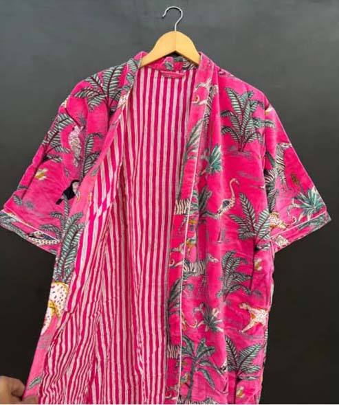 เช่นเดียวกับภาพ