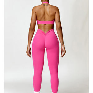 Ensemble de sport 2 pièces pour femme : Leggings de compression gainants avec poches et haut court rembourré à manches longues et col carré - Product Image 3