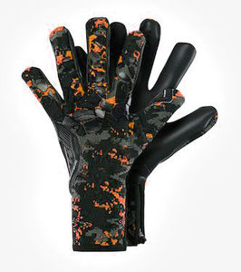 Guantes de Portero con Corte Negativo, Diseño Digital Verde Bosque, Palma de Látex Negro de Contacto y Zona de Golpeo con Goma Inyectada 3D - Product Image 5