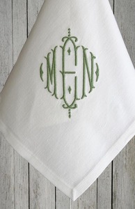 Serviette de thé à point ourlet haute qualité blanc Fine Table à manger lin brodé à la main monogramme serviettes de table en lin pour les mariages - Product Image 3